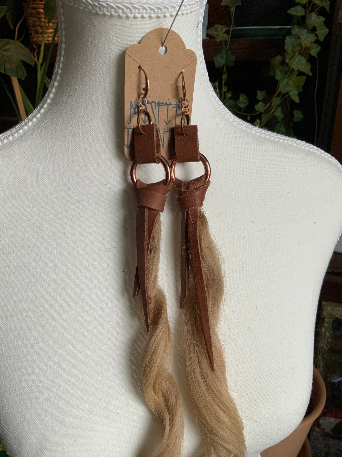 Mâyatik earrings in Color walnut